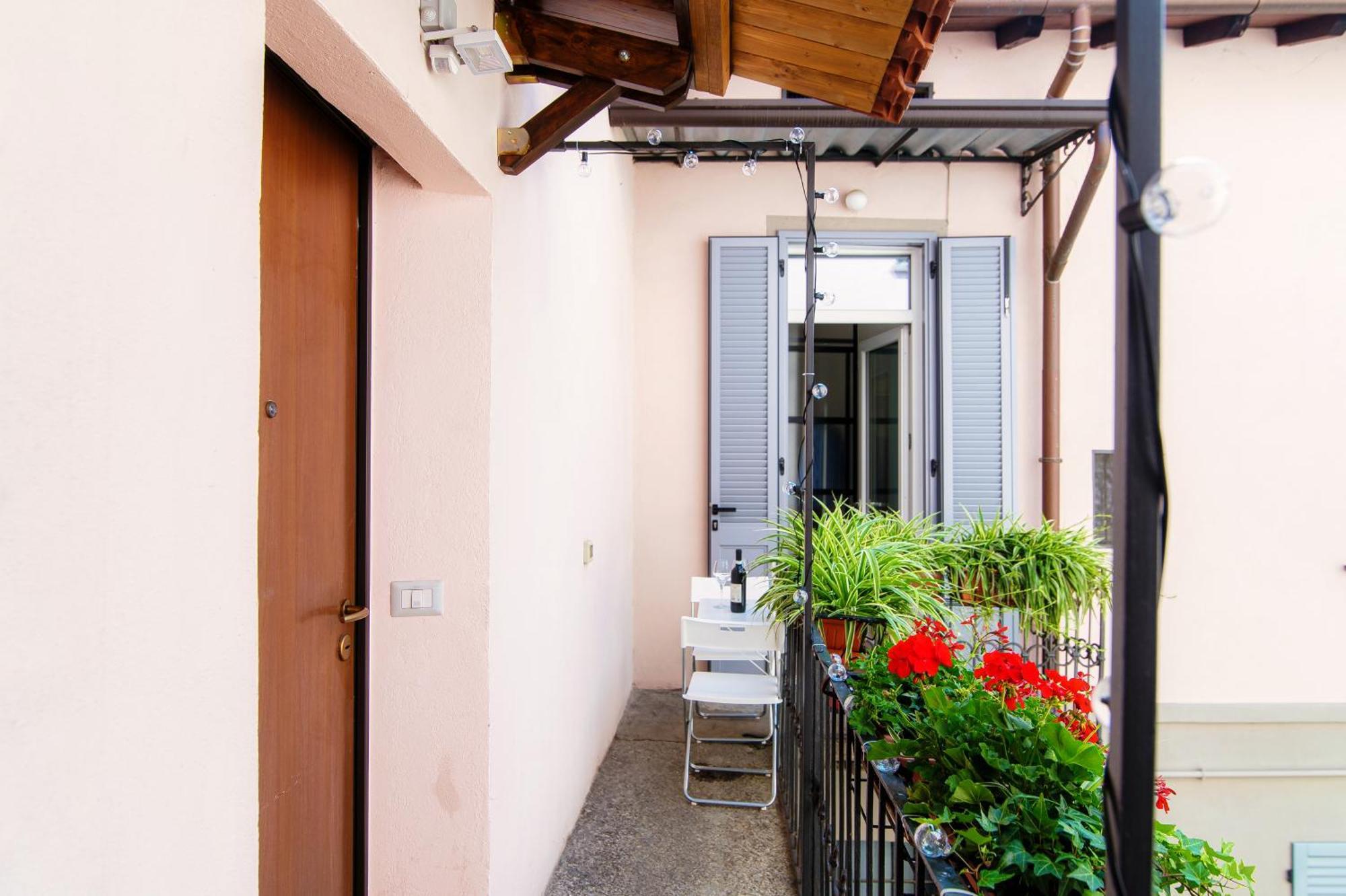 Appartamento Casa Giulini - The House Of Travelers Côme Esterno foto